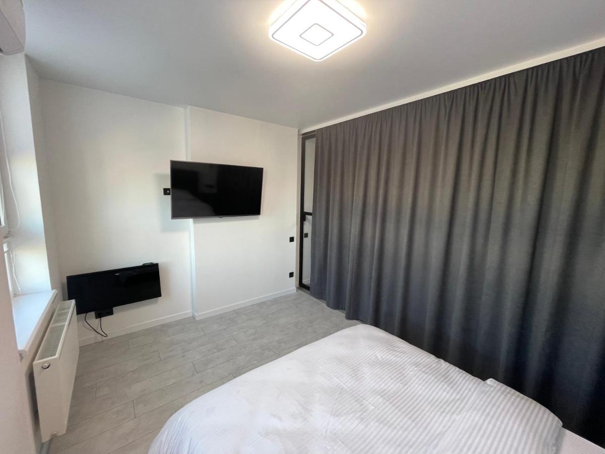 Olympic Park Apartment Kiev Bagian luar foto